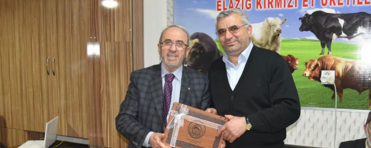 KIRMIZI ET ÜRETİCİLERİ BİRLİĞİ BAŞKANI GIYASETTİN YÜKSEL'E HAYIRLI OLSUN ZİYARETİ