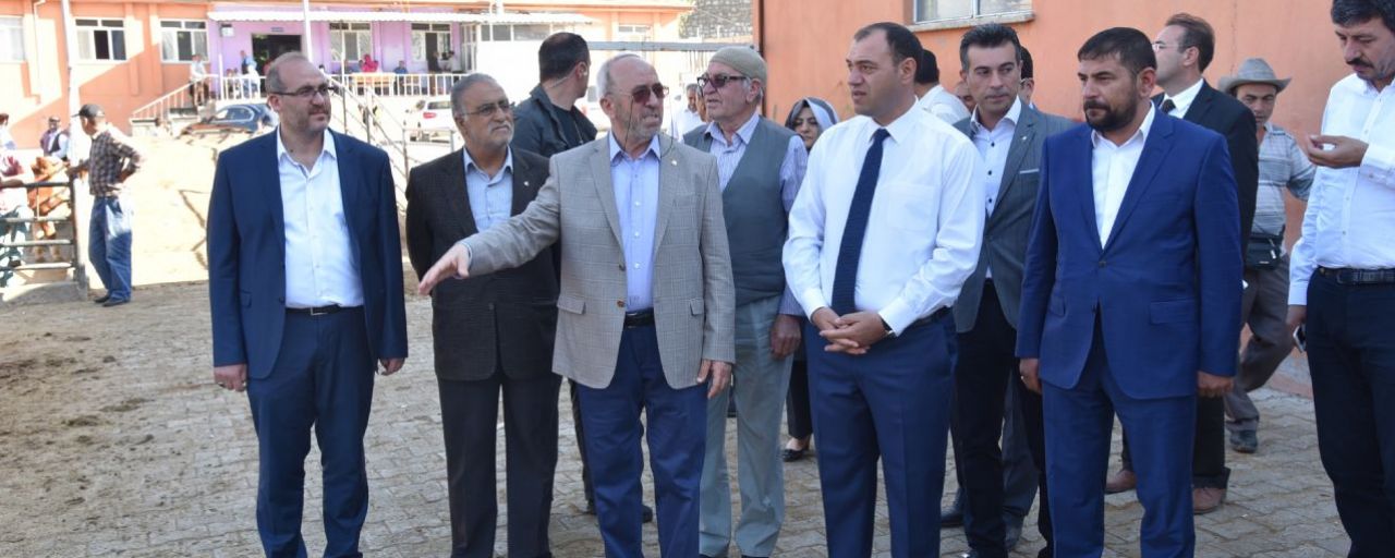 VALİ KALDIRIM CANLI HAYVAN PARK PAZAR YERİNE ZİYARETİ.