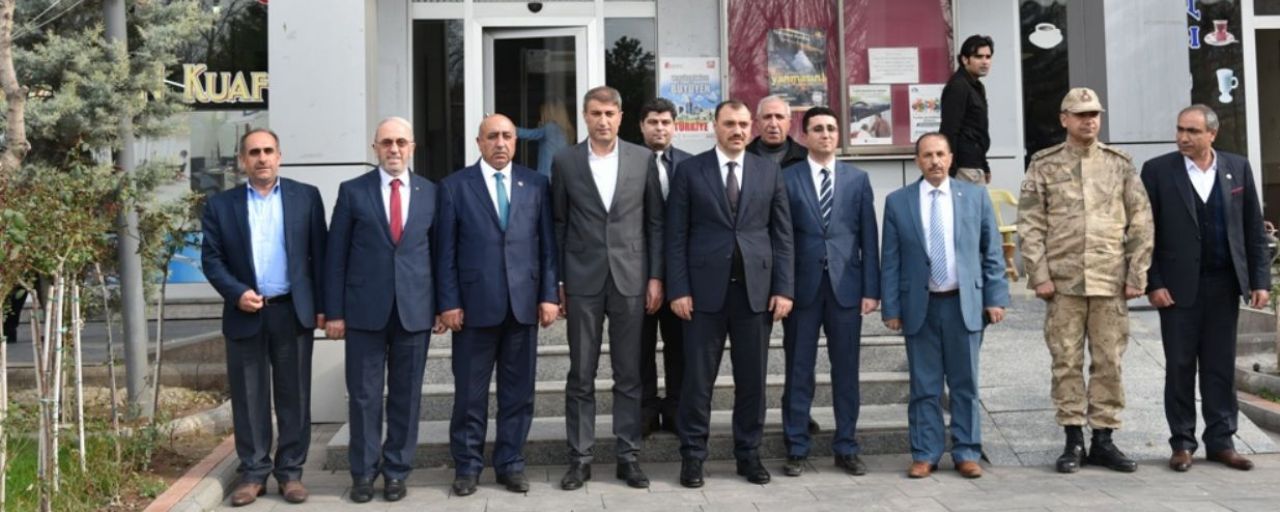 ELAZIĞ VALİSİ ÇETİN OKTAY KALDIRIM VE BAŞKAN DUMANDAĞ KARAKOÇAN'DA BİR DİZİ ZİYARETLERDE BULUNDULAR...