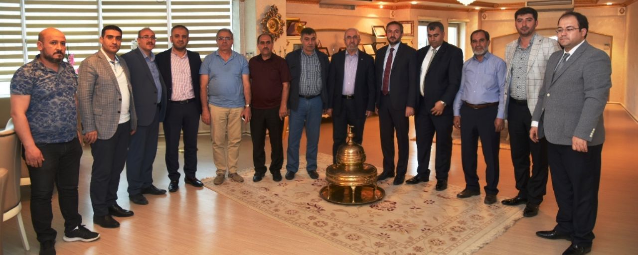 ELAZIĞ TSO BAŞKANI ASİLHAN ARSLAN BAŞKAN DUMANDAĞ'A HAYIRLI OLSUN ZİYARETİNDE BULUNDU...