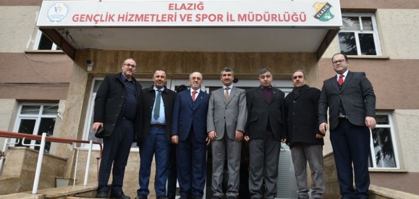BAŞKAN DUMANDAĞ ELAZIĞ GENÇLİK SPOR İL MÜDÜRÜ SUPHİ DÖNER'E HAYIRLI OLSUN ZİYARETİNDE BULUNDU...