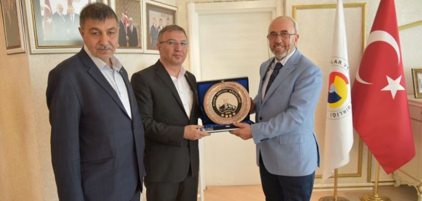 EMNİYET MÜDÜRÜ DOĞAN CANGÜL'DEN BORSAMIZA VEDA ZİYARETİ...