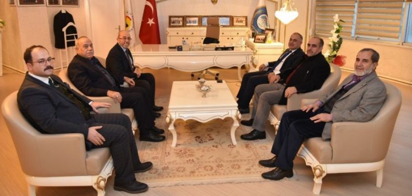 Ak Parti MKYK Üyesi ve Genel Merkez Teşkilat Başkan Yardımcısı Elazığ Milletvekili Metin Bulut Borsamızı ziyaret etti.